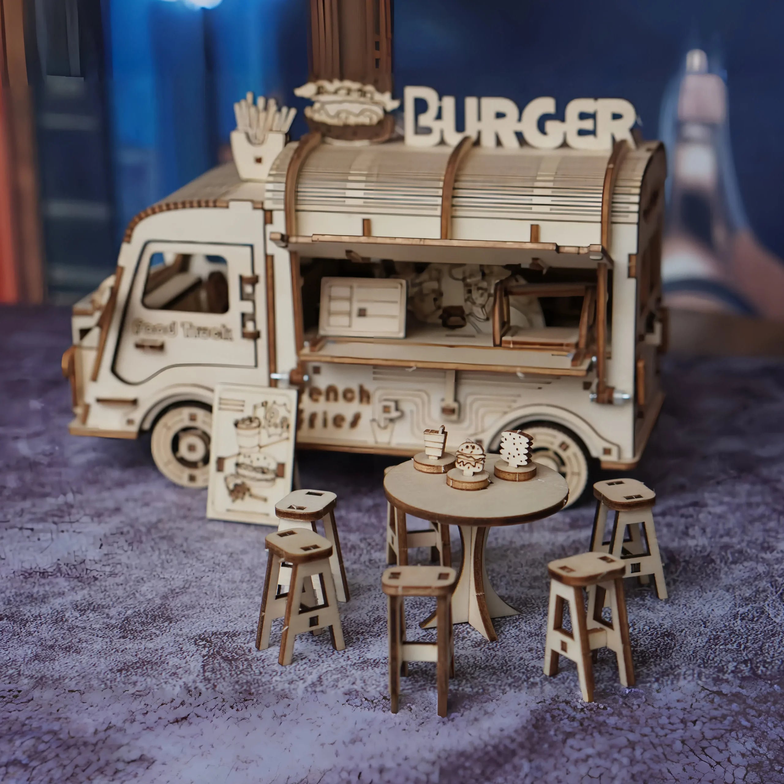 Quebra-Cabeça 3D de Madeira Caminhão de Fast Food – Modelos Artesanais de Caminhão, Ônibus e Carro – Brinquedo DIY Decorativo e Presente Criativo