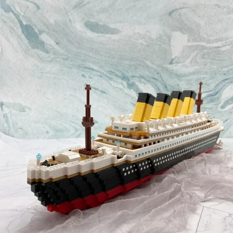 Navio Titanic em Blocos de Montar 4000+ Peças – Modelo de Cruzeiro MOC Compatível com LEGO para Adultos e Jovens