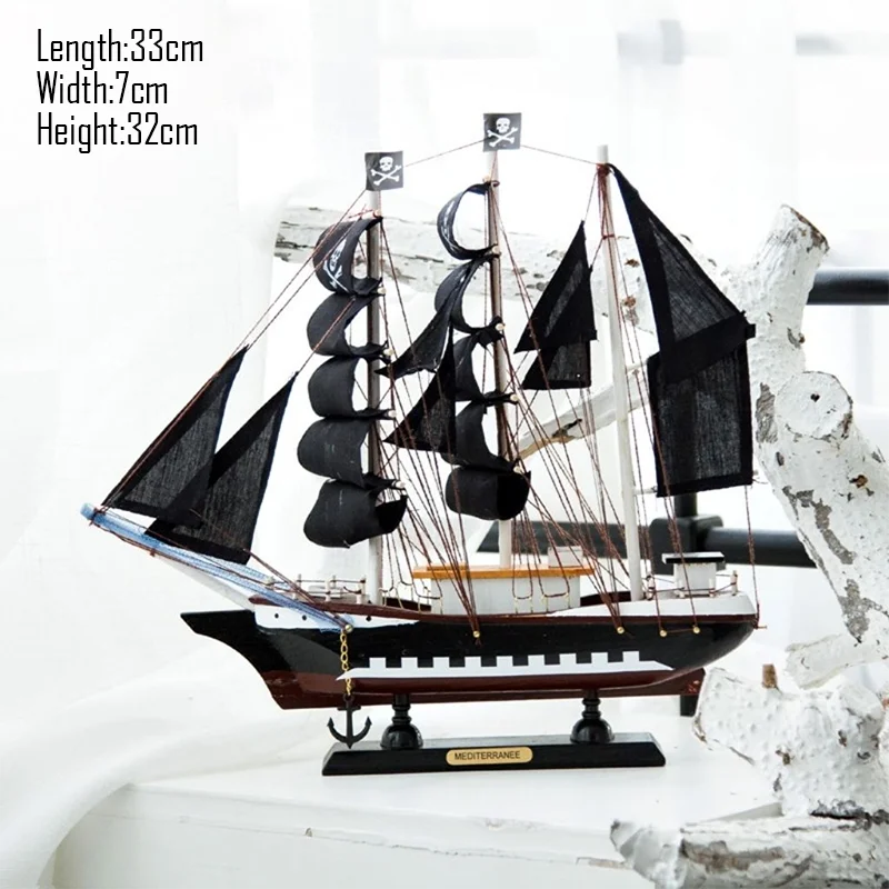 Barco Pirata Decorativo em Madeira Artesanal – Navio Náutico para Decoração de Casa e Escritório