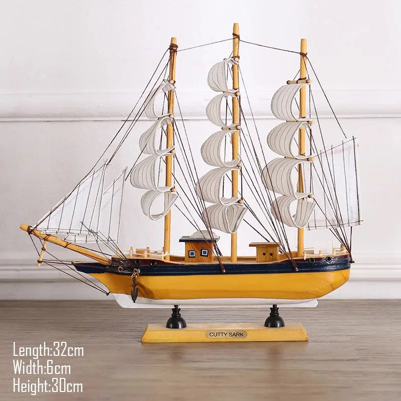 Barco Pirata Decorativo em Madeira Artesanal – Navio Náutico para Decoração de Casa e Escritório