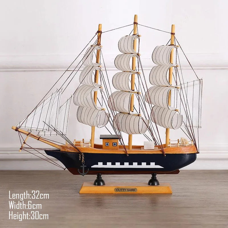 Barco Pirata Decorativo em Madeira Artesanal – Navio Náutico para Decoração de Casa e Escritório